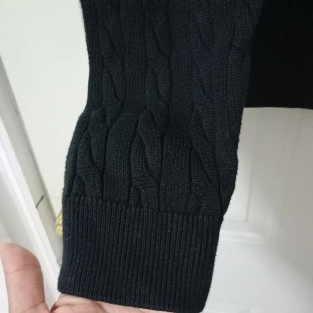 Lacoste Men's V Neck Cable Knit Black Sweater Size 44